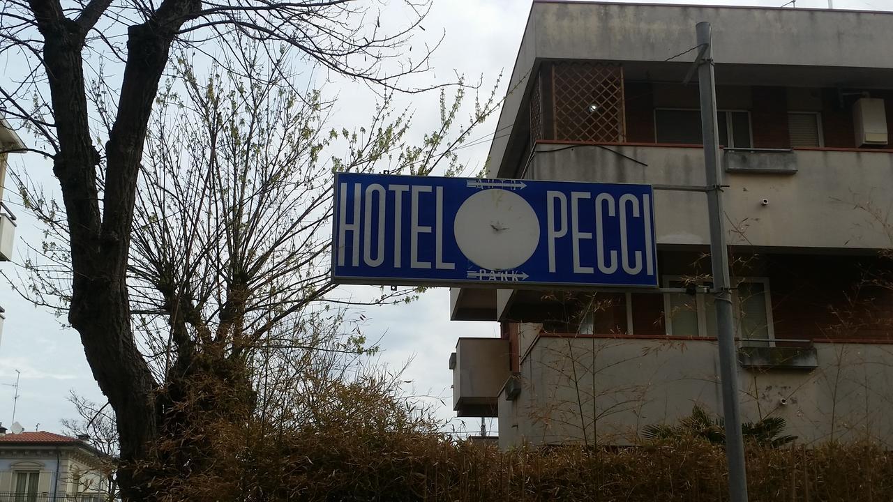 Hotel Pecci Rimini Exterior foto